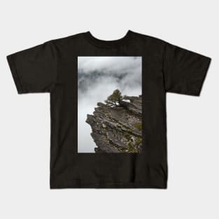 Cloud at Bluff Knoll Kids T-Shirt